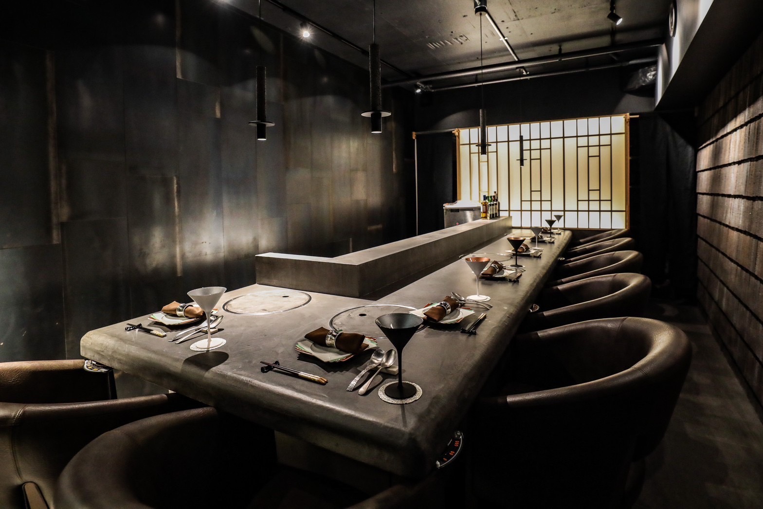 高級飲食店の出店なら株式会社RAWMANにご相談ください！